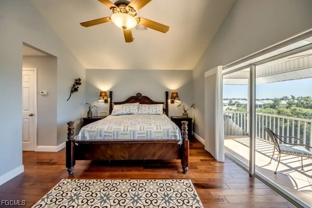 4041 Galt Island Avenue St. James City FL 33956