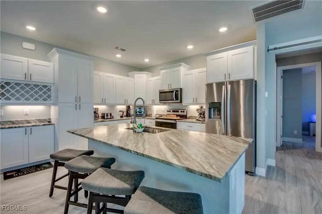 1156 SW 39th Terrace Cape Coral FL 33914