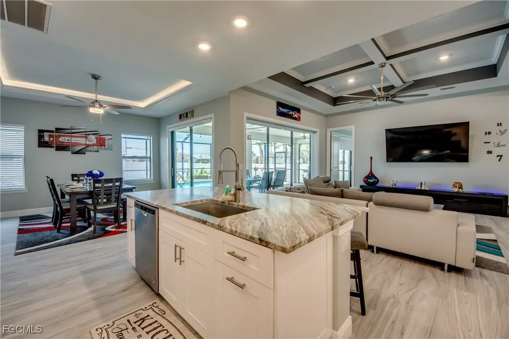 1156 SW 39th Terrace Cape Coral FL 33914