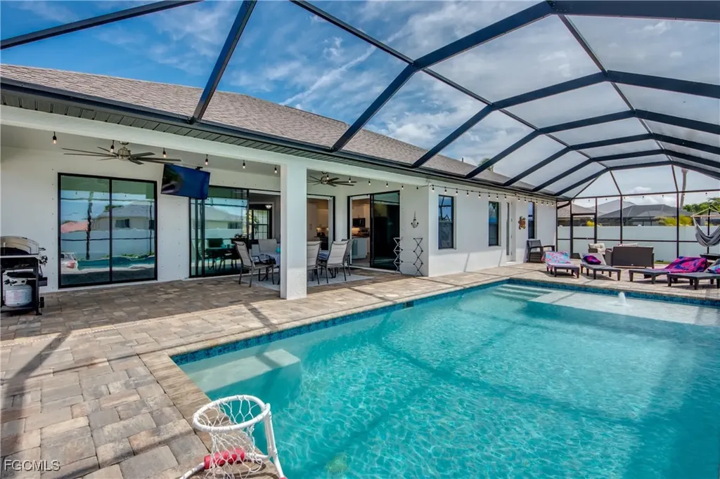 1156 SW 39th Terrace Cape Coral FL 33914