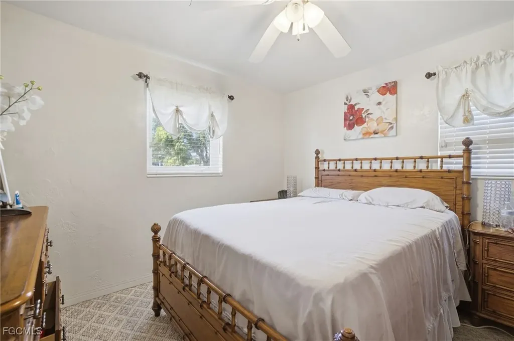 2431 Hunter Terrace Fort Myers FL 33901