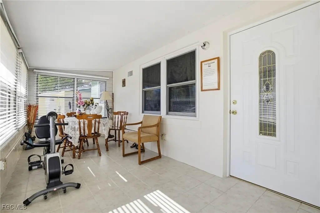 2431 Hunter Terrace Fort Myers FL 33901