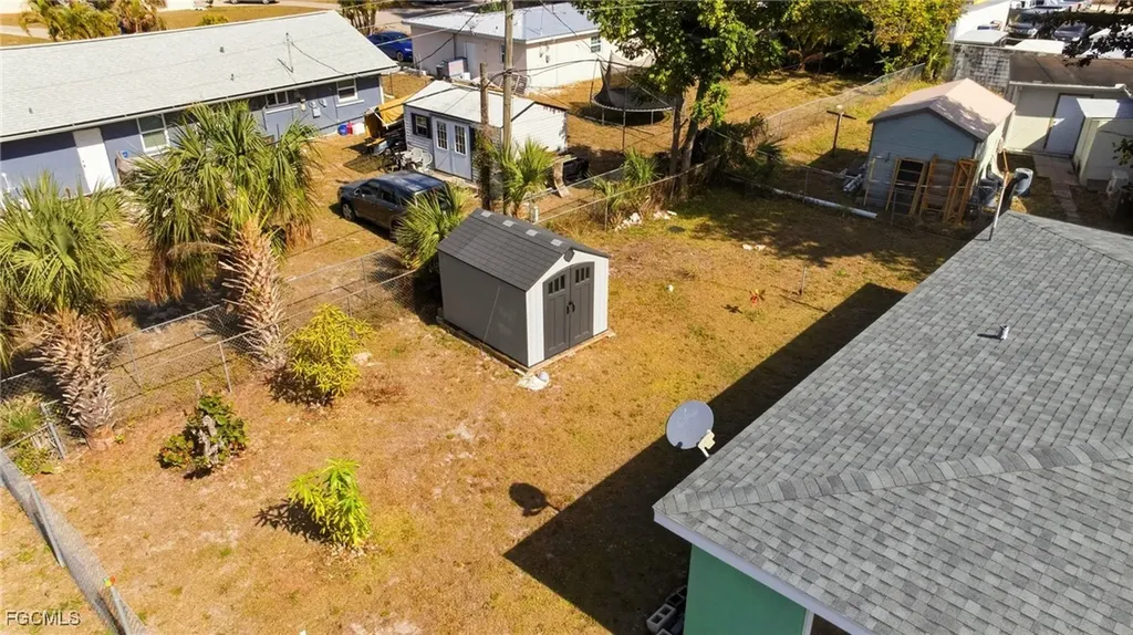 2431 Hunter Terrace Fort Myers FL 33901