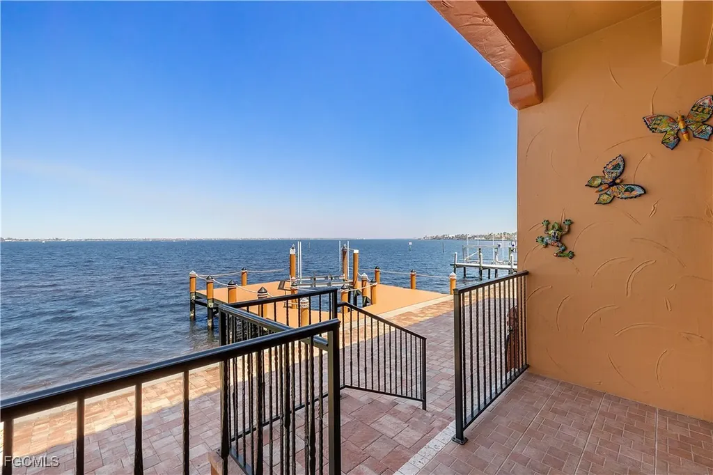 15400 Catalpa Cove Lane Fort Myers FL 33908