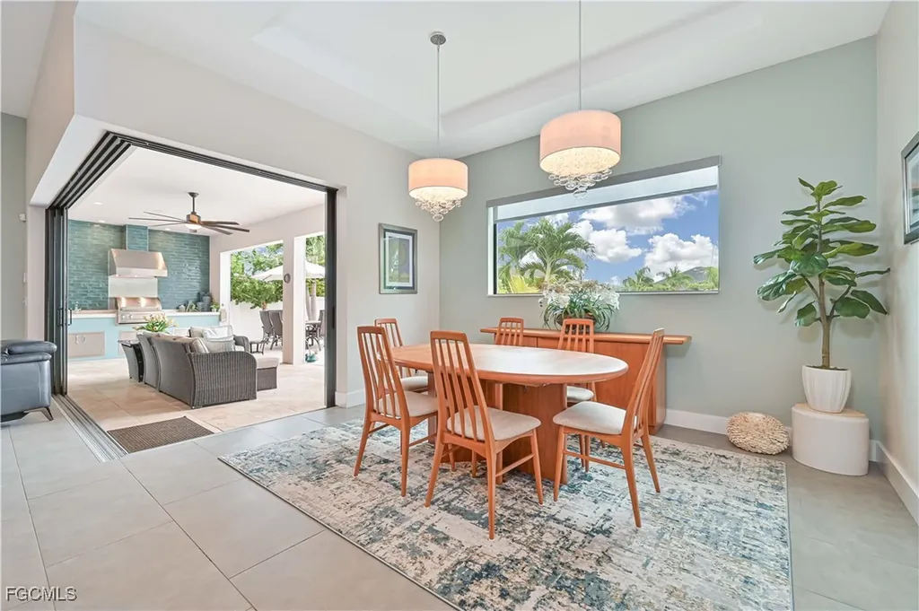 1608 Beach Parkway W Cape Coral FL 33914