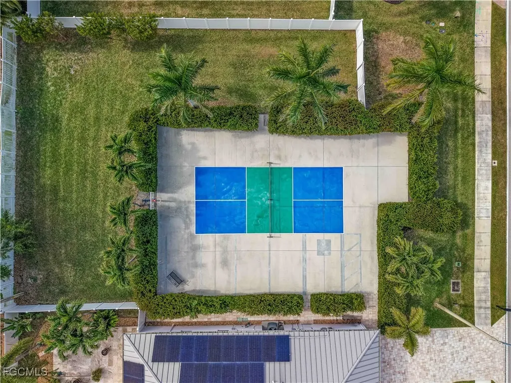 1608 Beach Parkway W Cape Coral FL 33914