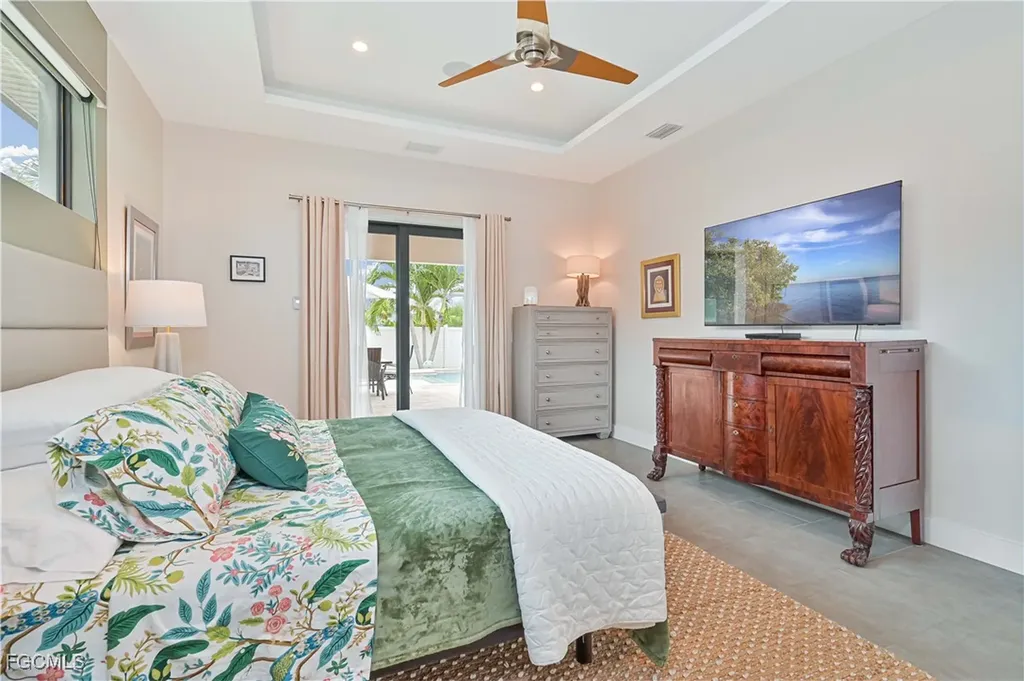 1608 Beach Parkway W Cape Coral FL 33914