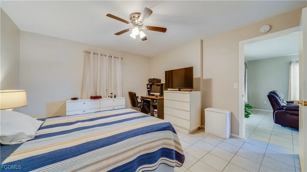 309 Nicholas Parkway W Cape Coral FL 33991