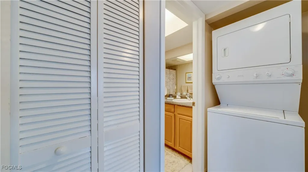 309 Nicholas Parkway W Cape Coral FL 33991