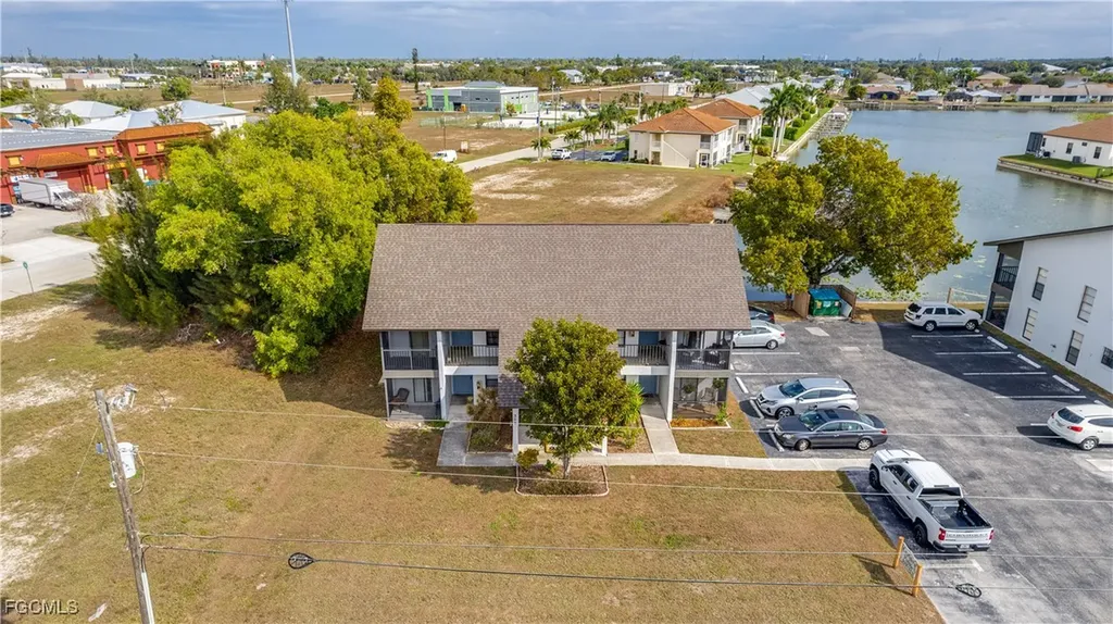 309 Nicholas Parkway W Cape Coral FL 33991