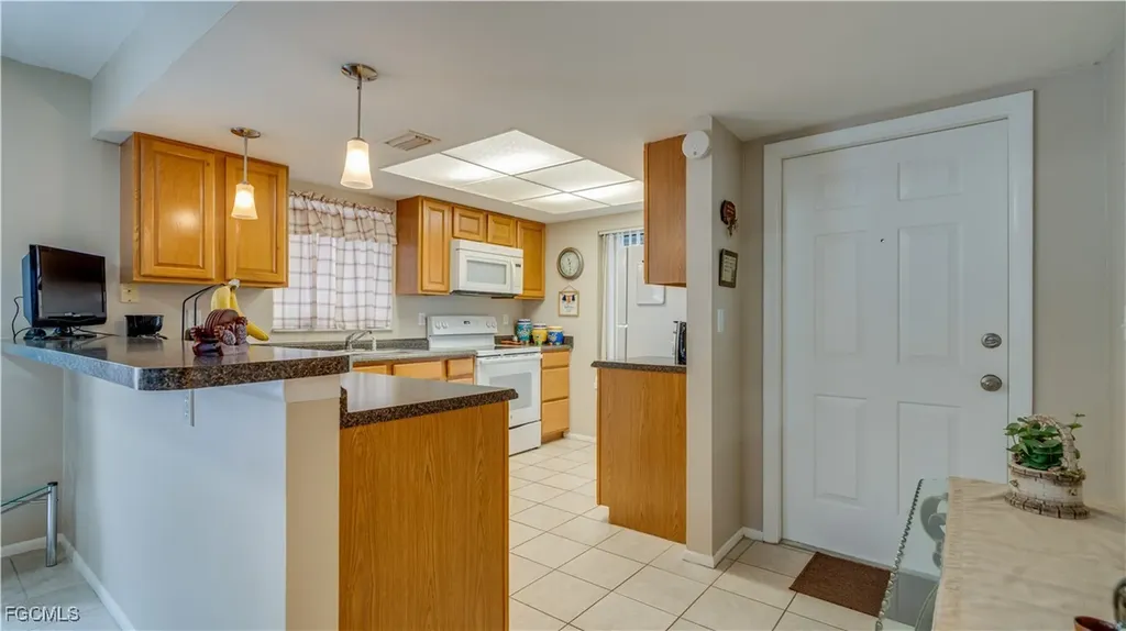 309 Nicholas Parkway W Cape Coral FL 33991