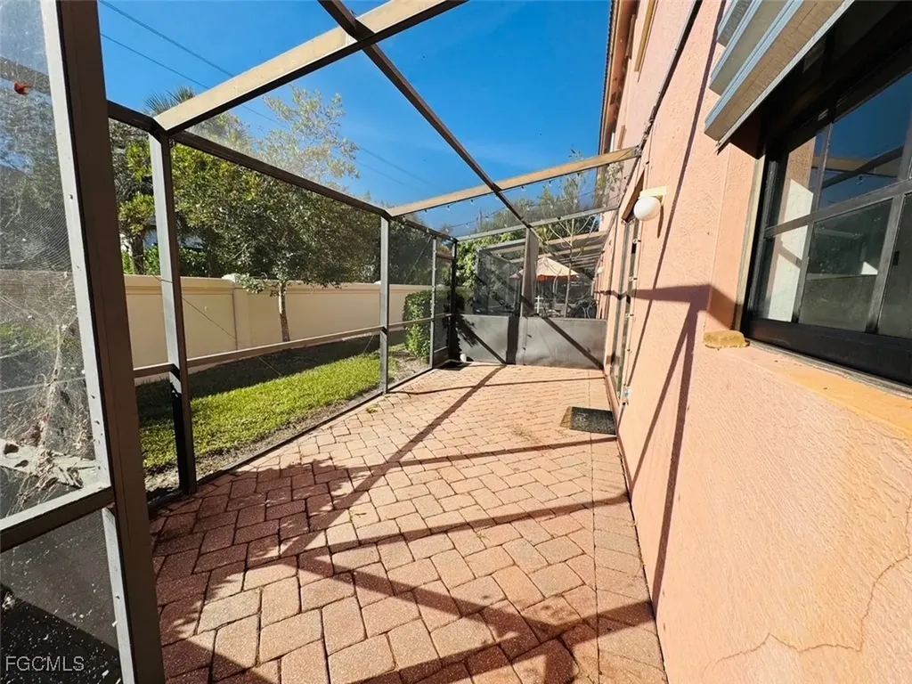 7322 Bristol Circle Naples FL 34120