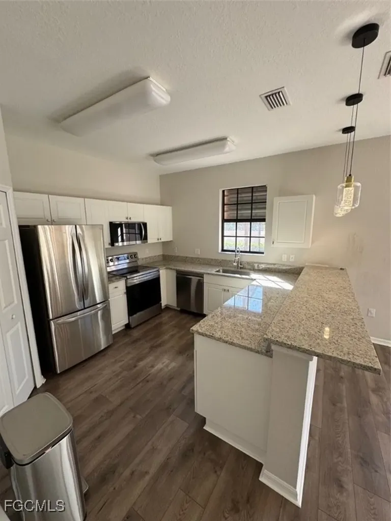 7322 Bristol Circle Naples FL 34120