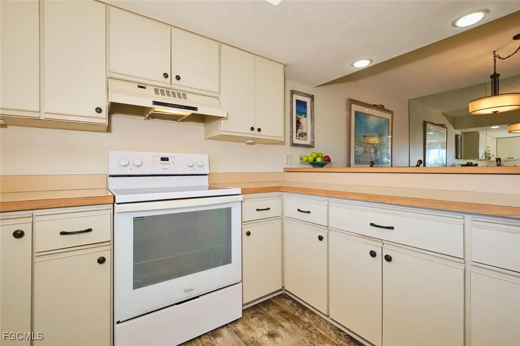 5510 SW 4th Place Cape Coral FL 33914