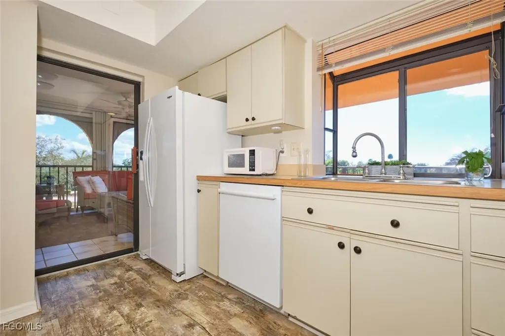 5510 SW 4th Place Cape Coral FL 33914
