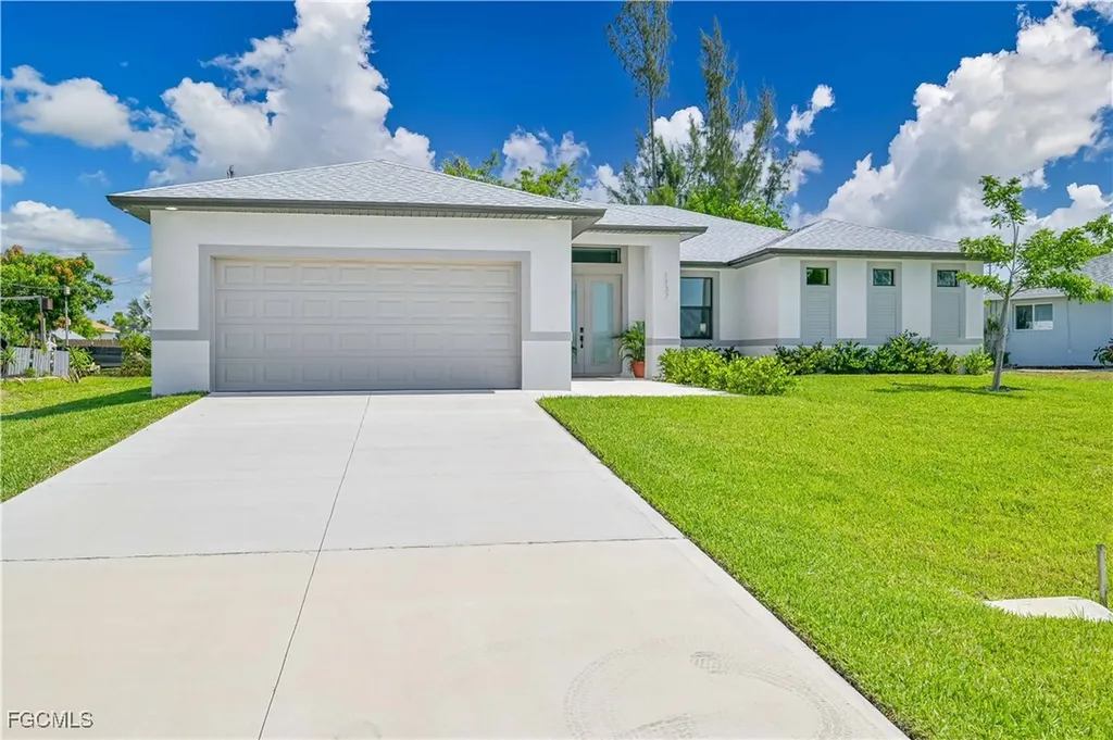 1137 SW 29th Terrace Cape Coral FL 33914