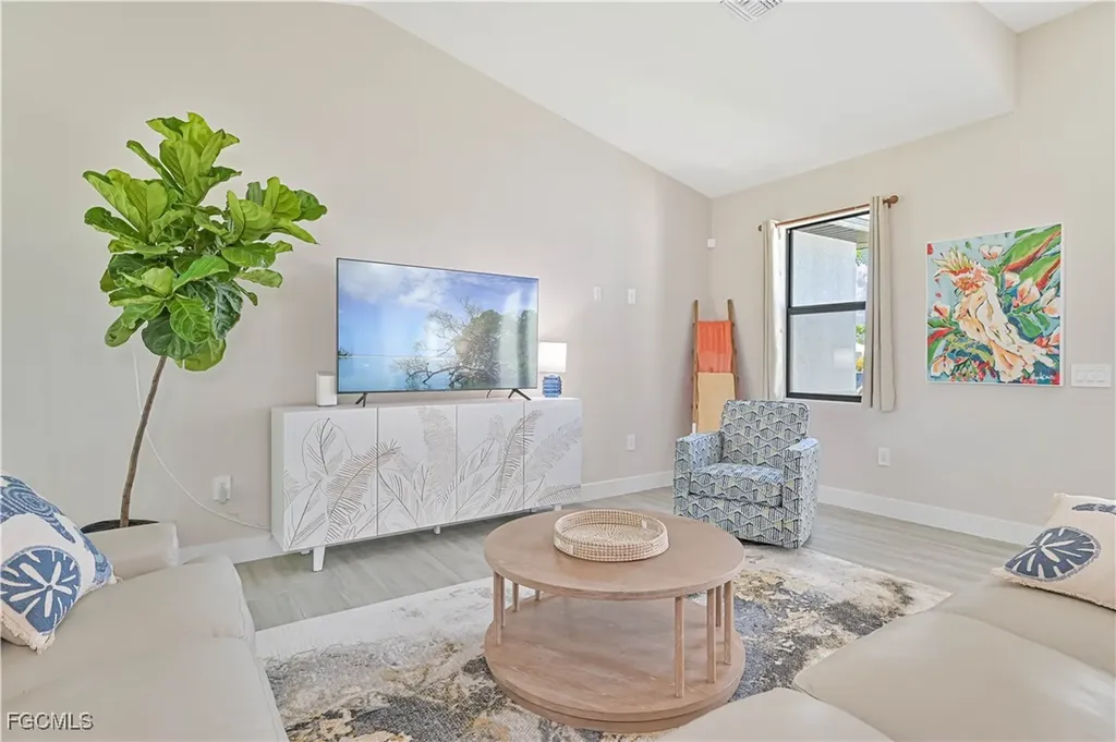 1137 SW 29th Terrace Cape Coral FL 33914
