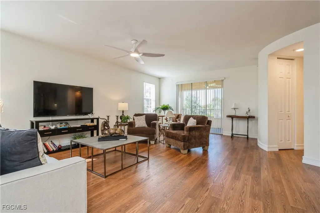 1141 Van Loon Commons Circle Cape Coral FL 33909