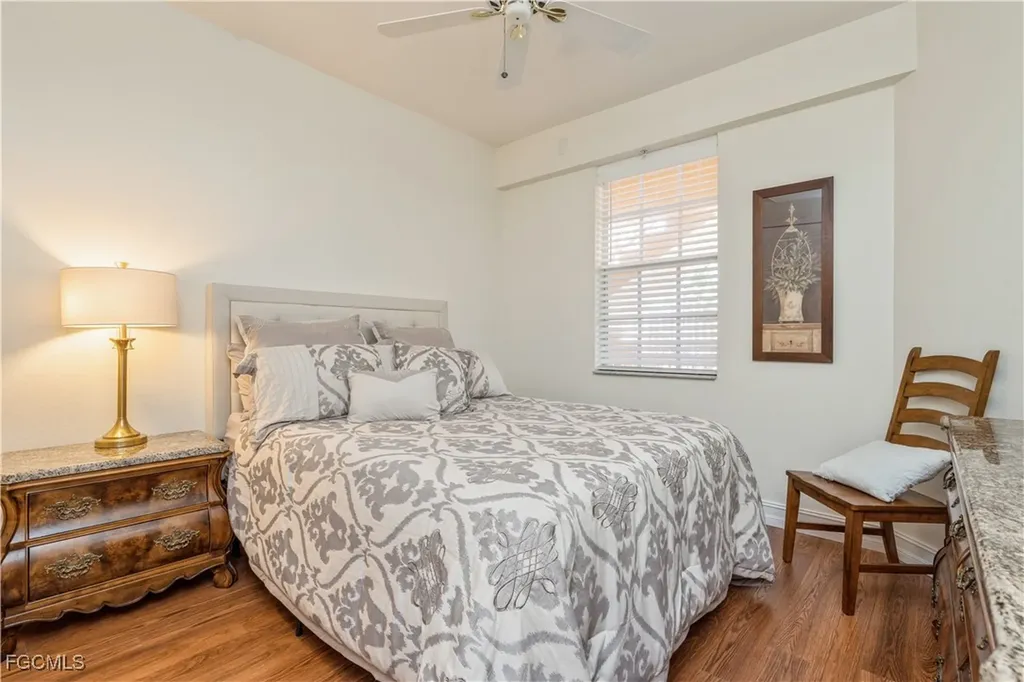 1141 Van Loon Commons Circle Cape Coral FL 33909
