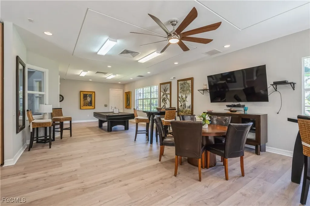 1141 Van Loon Commons Circle Cape Coral FL 33909