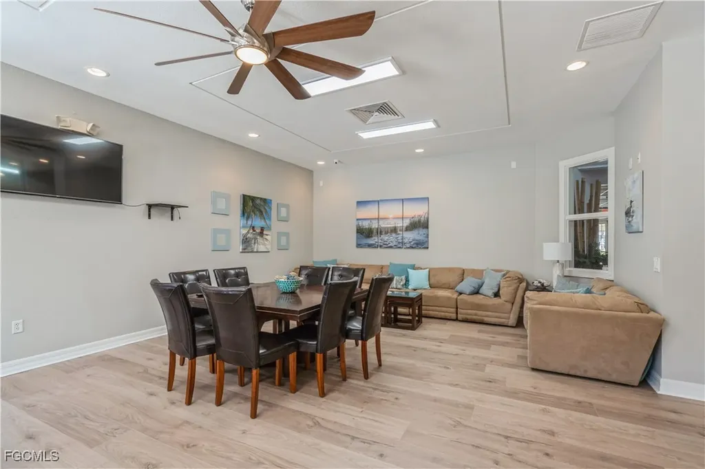 1141 Van Loon Commons Circle Cape Coral FL 33909