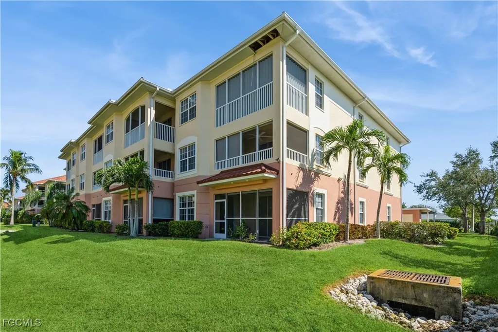 1141 Van Loon Commons Circle Cape Coral FL 33909