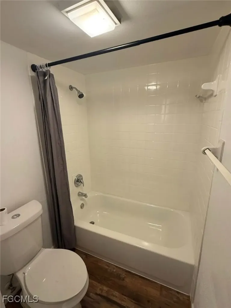 1406 Park Shore Circle Fort Myers FL 33901