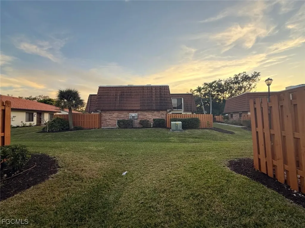1406 Park Shore Circle Fort Myers FL 33901