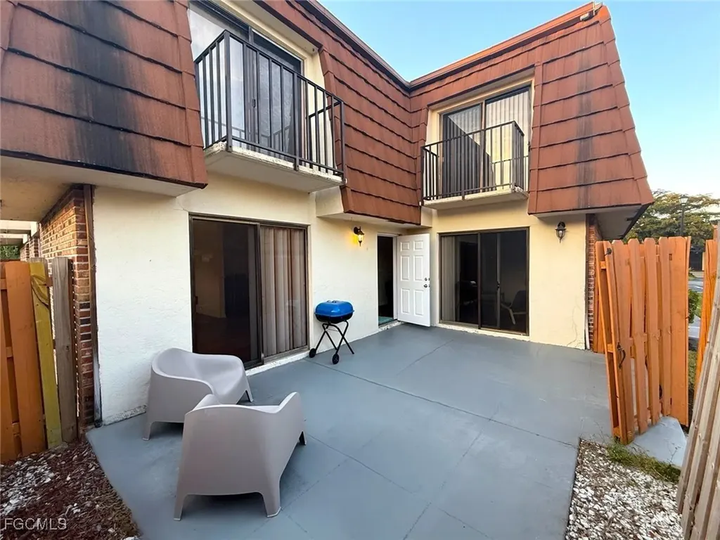 1406 Park Shore Circle Fort Myers FL 33901