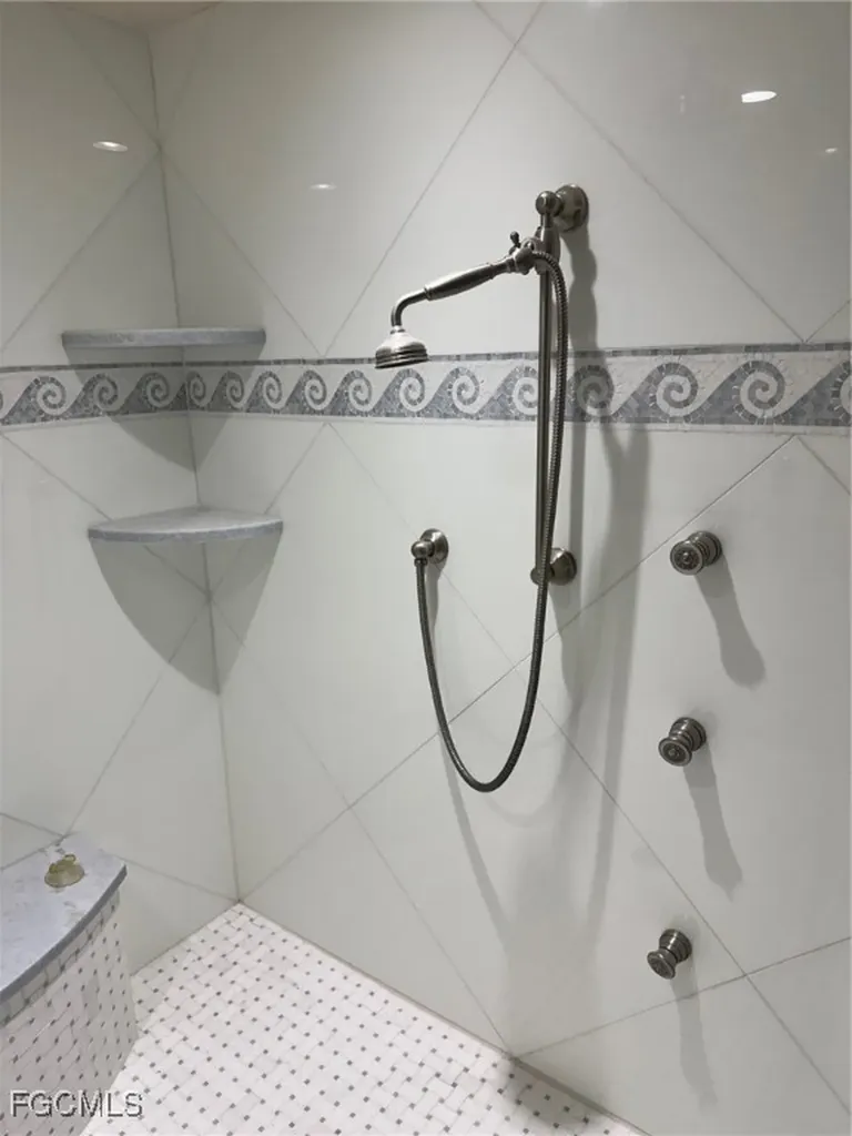 3001 W Gulf Drive Sanibel FL 33957