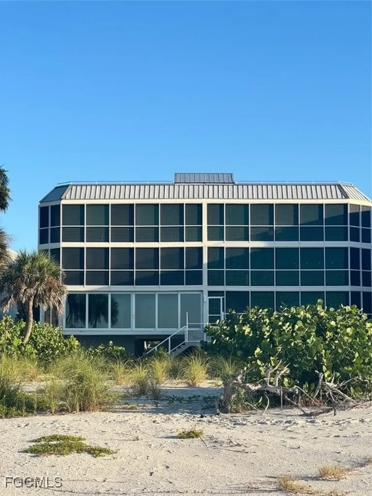 3001 W Gulf Drive Sanibel FL 33957