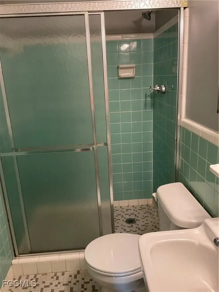 2544 1st Street Fort Myers FL 33901