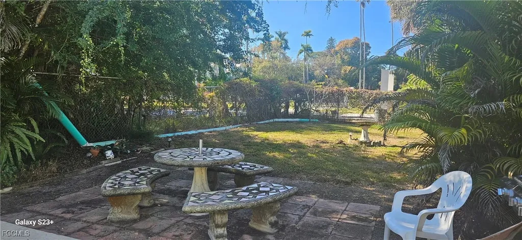 2544 1st Street Fort Myers FL 33901