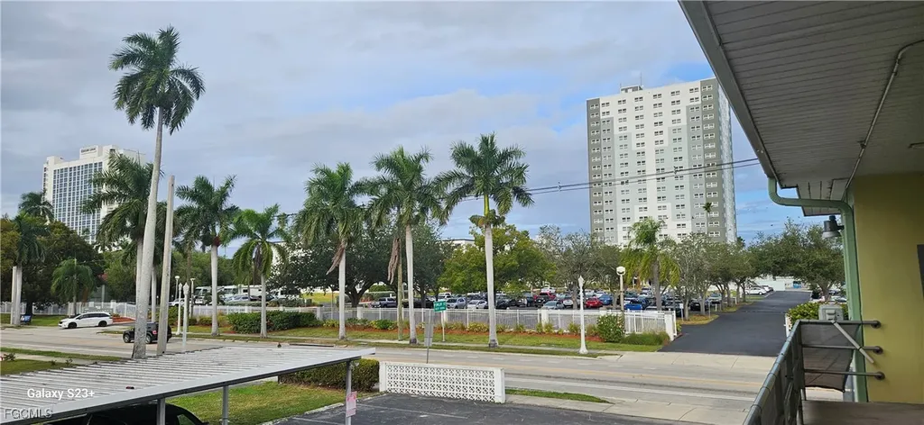 2544 1st Street Fort Myers FL 33901