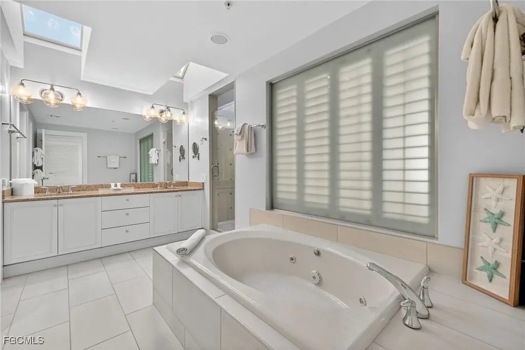 1655 Lands End Village Captiva FL 33924