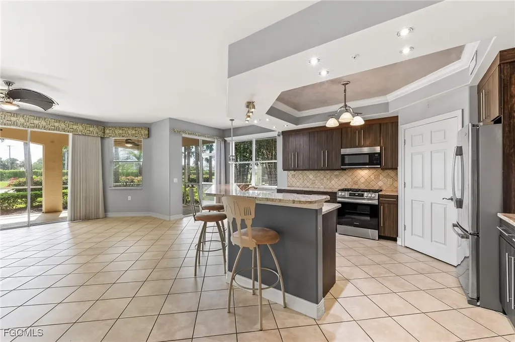 11073 Harbour Yacht Court Fort Myers FL 33908