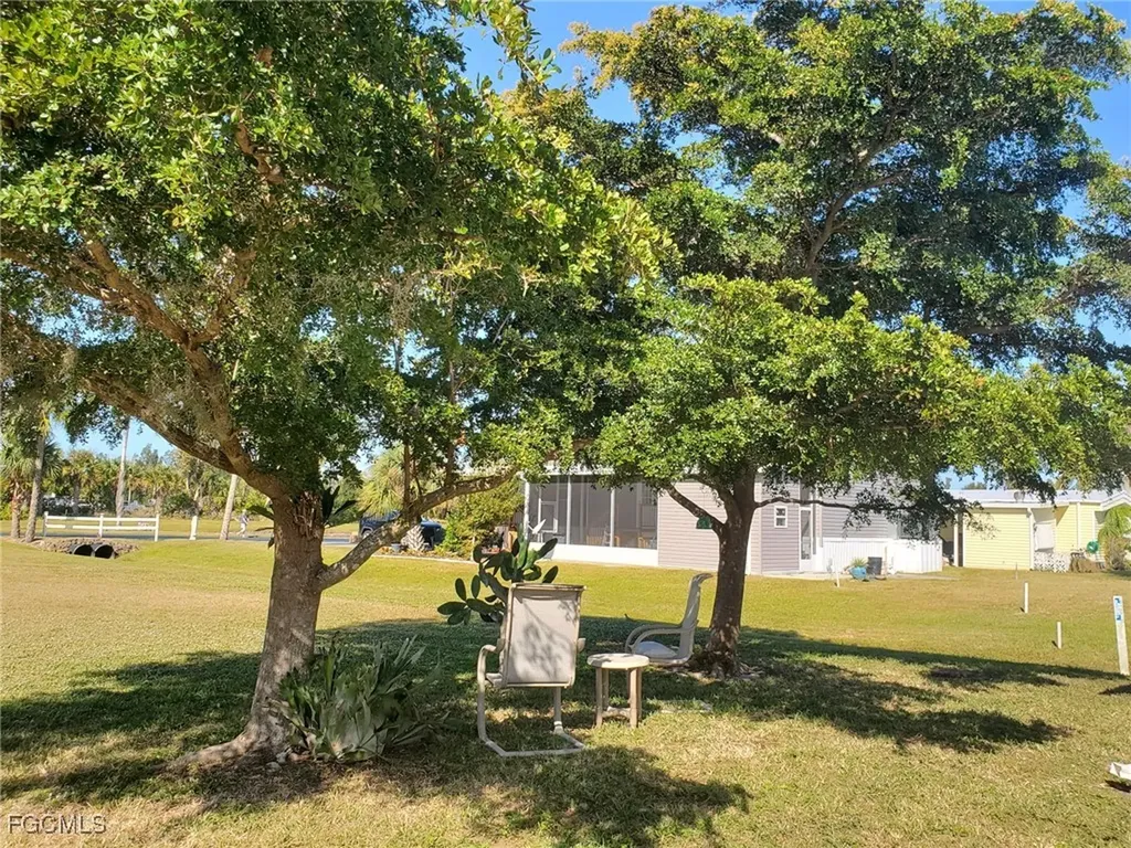 938 Lazy Lane North Fort Myers FL 33917