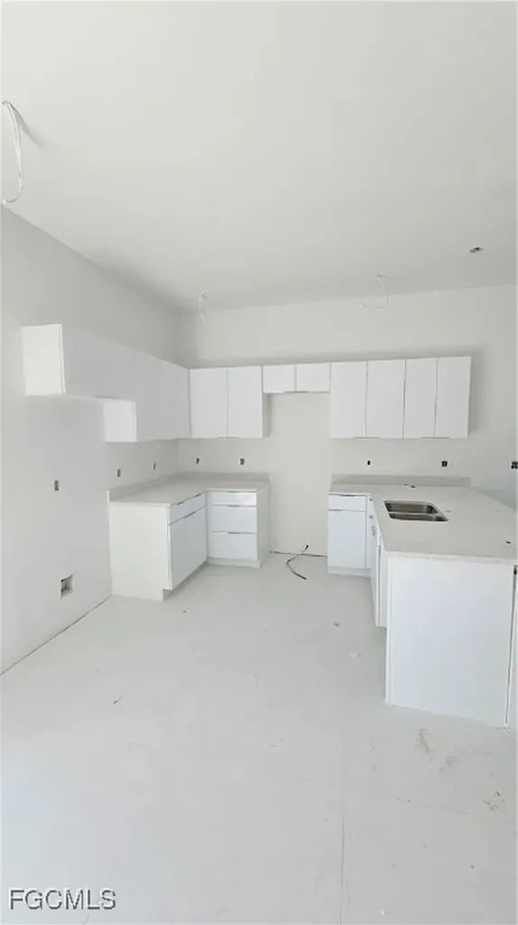 1900 NW 18th Street Cape Coral FL 33993