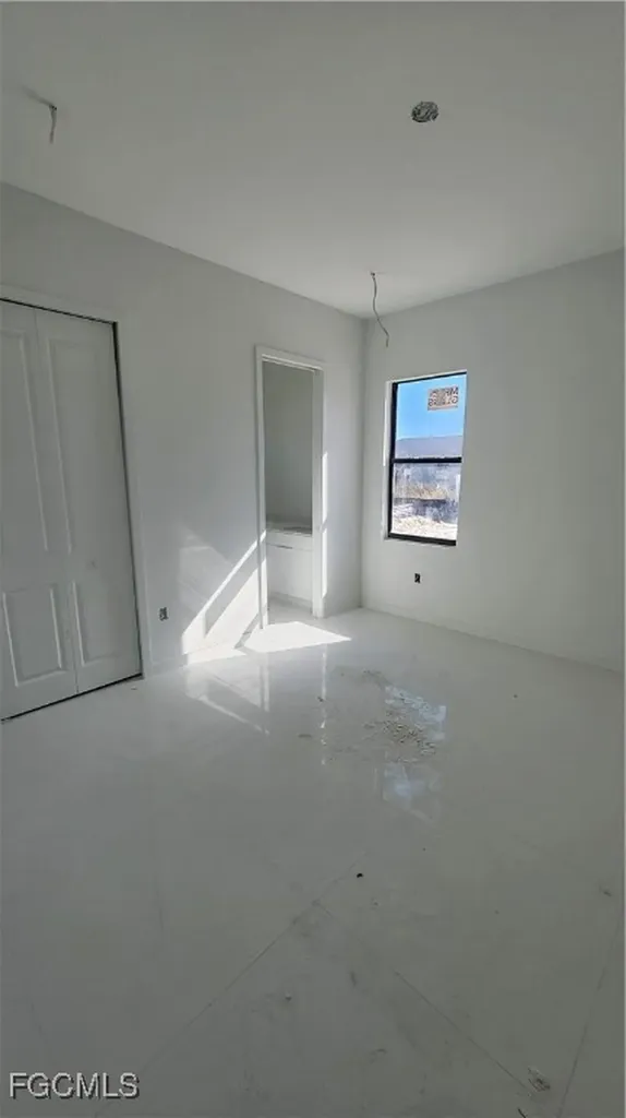 1900 NW 18th Street Cape Coral FL 33993