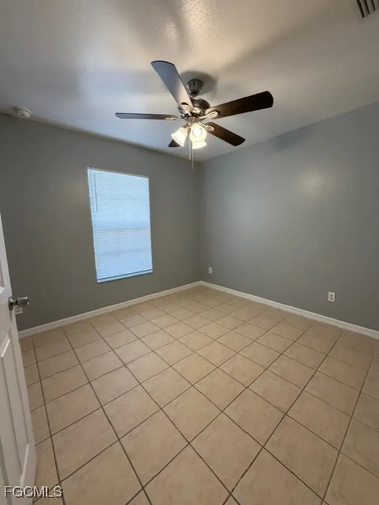 4533 26th Street SW Lehigh Acres FL 33973