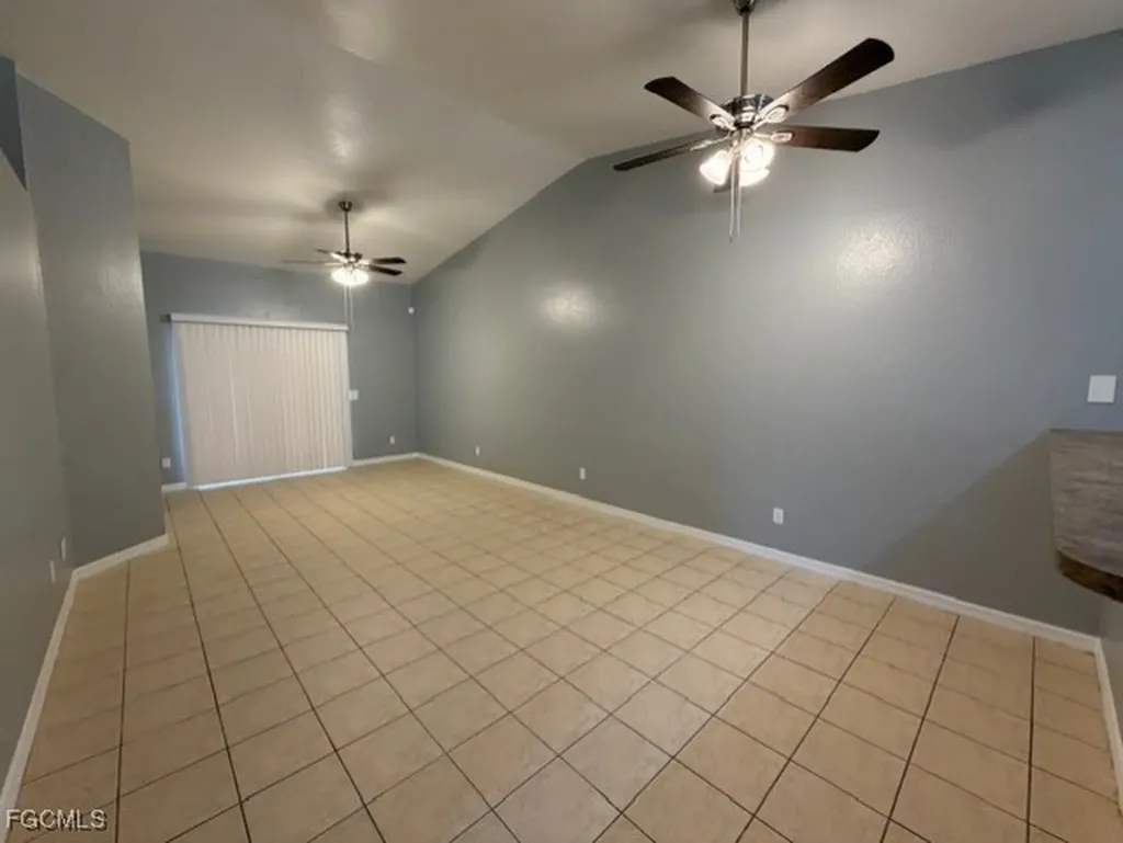 4533 26th Street SW Lehigh Acres FL 33973