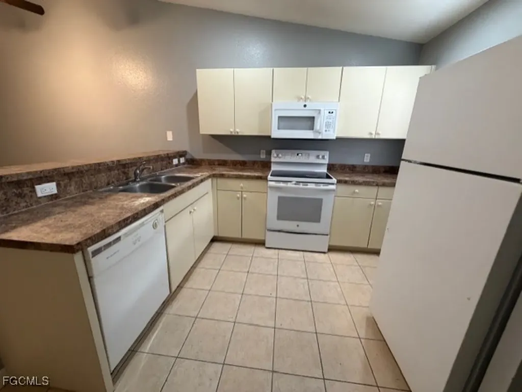 4533 26th Street SW Lehigh Acres FL 33973