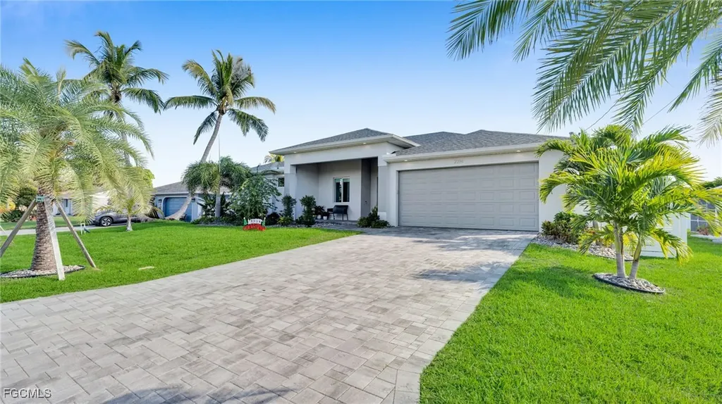 2214 SE 27th Terrace Cape Coral FL 33904
