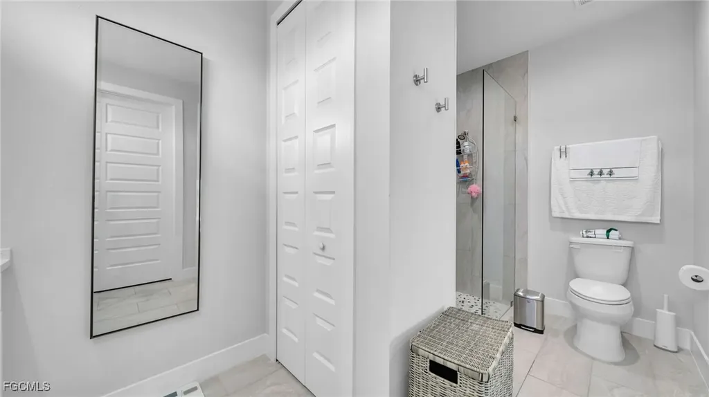 2214 SE 27th Terrace Cape Coral FL 33904