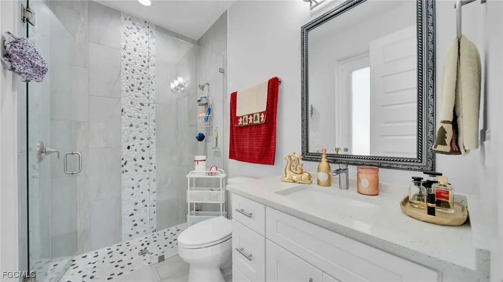 2214 SE 27th Terrace Cape Coral FL 33904