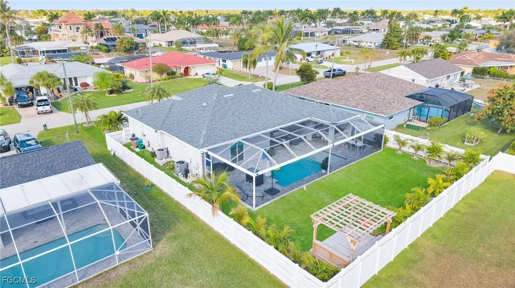 2214 SE 27th Terrace Cape Coral FL 33904