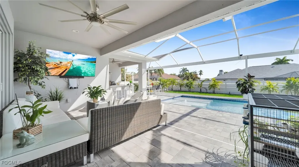 2214 SE 27th Terrace Cape Coral FL 33904