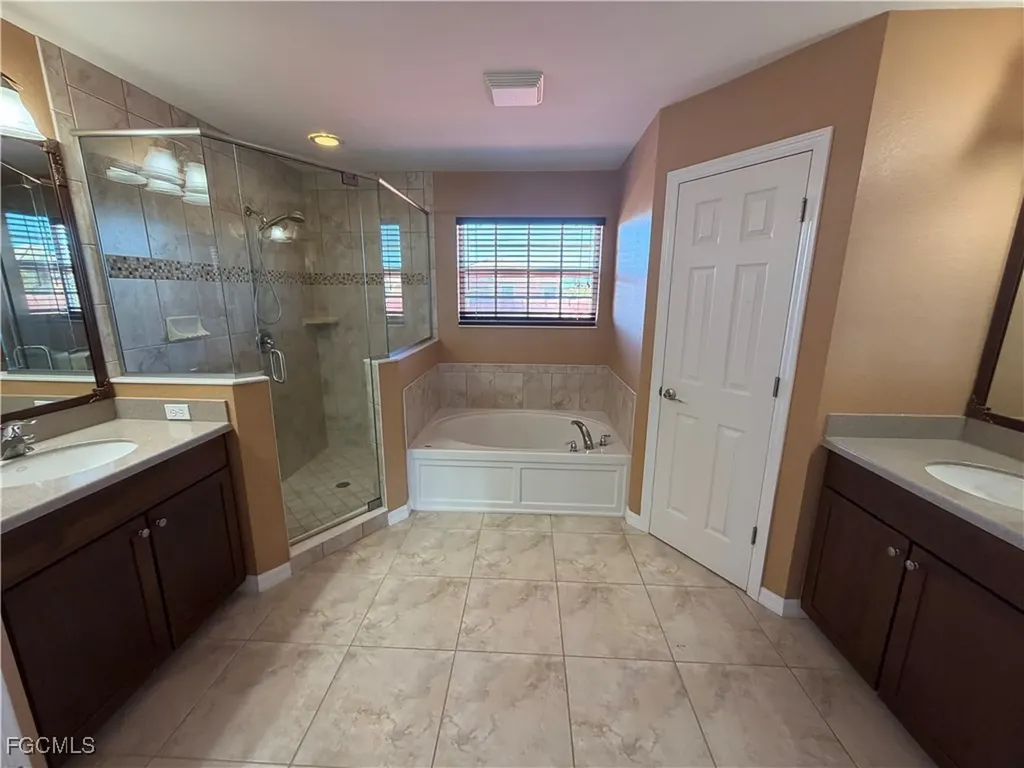 16511 Whispering Trace Court Fort Myers FL 33908
