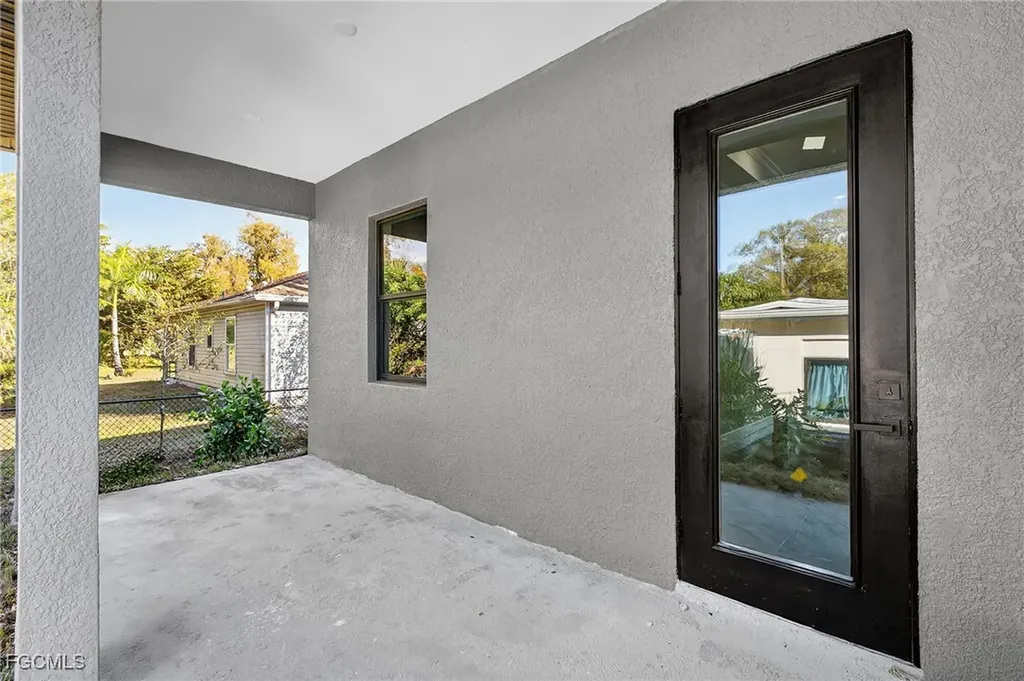 3701 Madison Avenue Fort Myers FL 33916