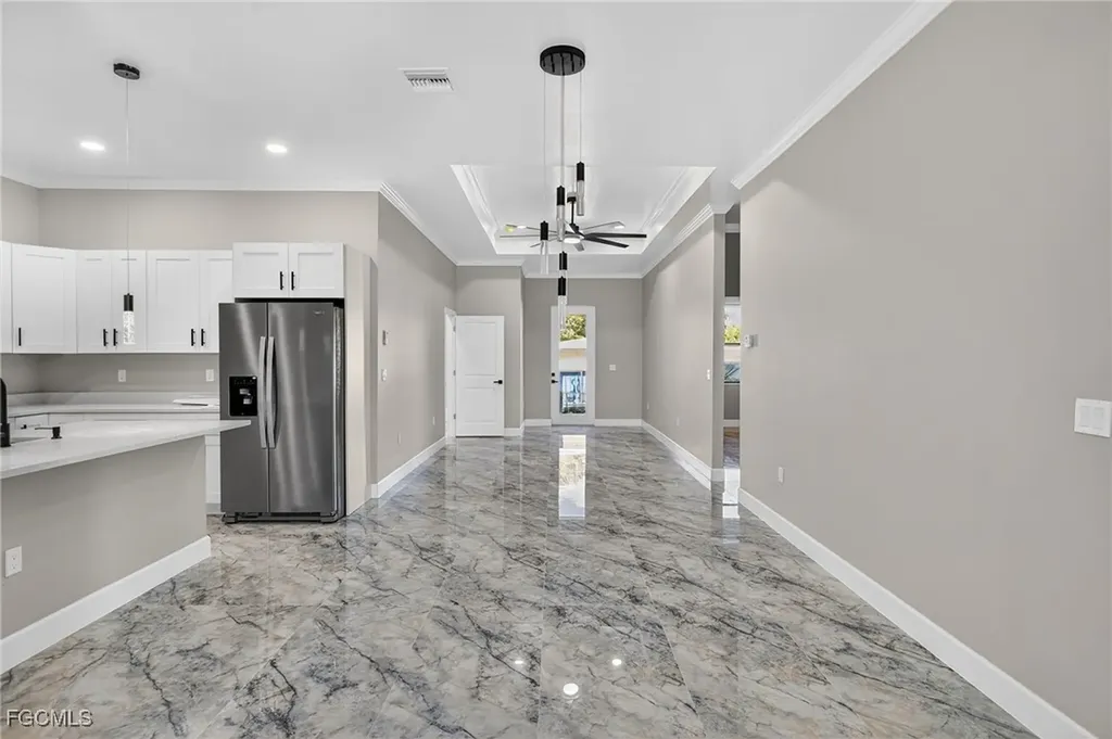 3701 Madison Avenue Fort Myers FL 33916